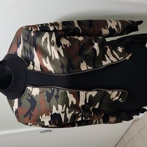 Camouflage crop jacket
